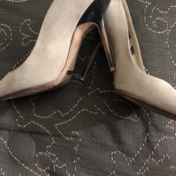 Burberry heel pump - Picture 7 of 13